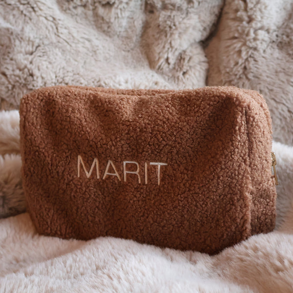 Teddy Etui - By Kos Bruin